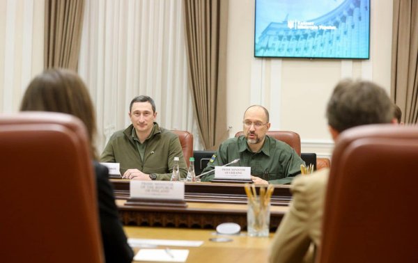 Как власть меняла закон о мобилизации и кого ещё решил уволить Зеленский
Как власть меняла закон о мобилизации и кого ещё решил уволить Зеленский
