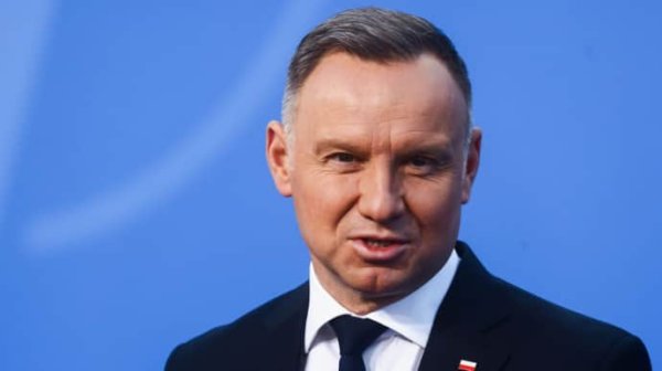 Дуда: Польша может передать Украине советские ракеты для ПВО Дуда: Польша может передать Украине советские ракеты для ПВО