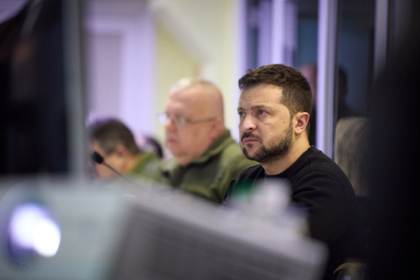 Зеленский подписал закон о снижении призывного возраста с 27 до 25 лет
Зеленский подписал закон о снижении призывного возраста с 27 до 25 лет