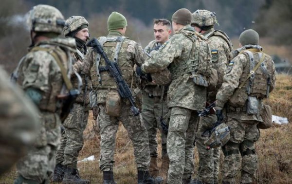 РФ атакует на трех направлениях, чтобы снизить оборонные возможности Украины при нехватке оружия, - ISW
РФ атакует на трех направлениях, чтобы снизить оборонные возможности Украины при нехватке оружия, - ISW