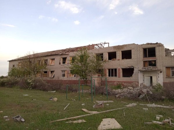 Від ранку окупанти скинули 11 керованих авіабомб на правобережну частину Херсонщини
Від ранку окупанти скинули 11 керованих авіабомб на правобережну частину Херсонщини