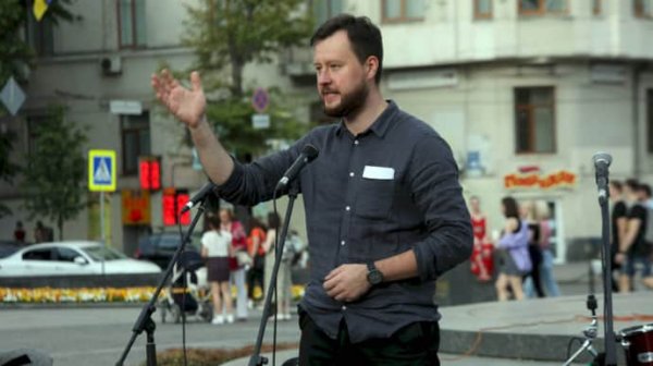 ГБР и СБУ пришли с обысками к руководителю антикорцентра в Харькове: почему это произошло ГБР и СБУ пришли с обысками к руководителю антикорцентра в Харькове: почему это произошло