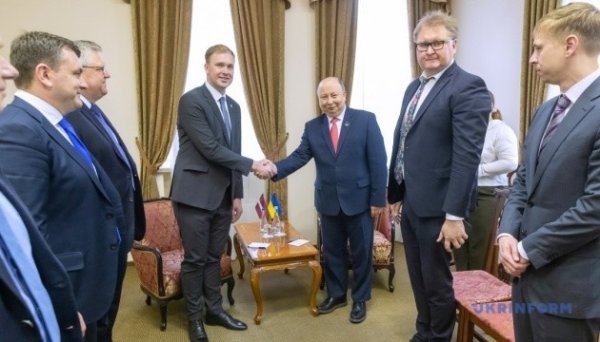 Україна та Латвія обговорили подальшу економічну співпрацю Україна та Латвія обговорили подальшу економічну співпрацю