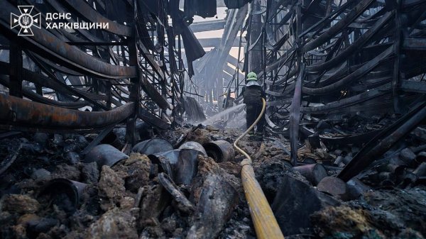 У Харкові після авіаудару загасили пожежу в "Епіцентрі", кількість жертв зростає (оновлено)
                                