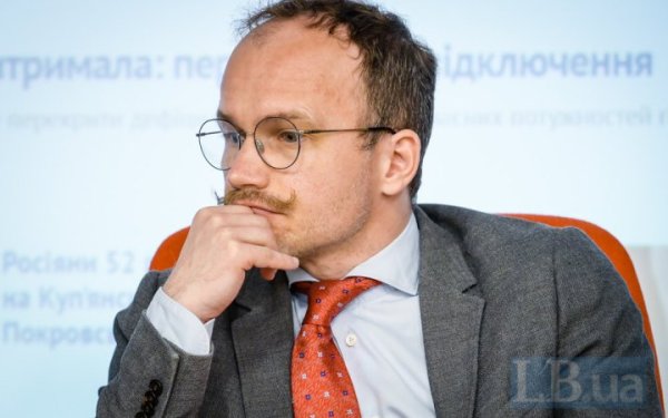 Майже 350 в'язнів вже звільнили для мобілізації на фронт, – міністр юстиції
Майже 350 в'язнів вже звільнили для мобілізації на фронт, – міністр юстиції