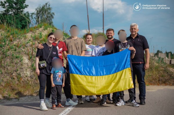 До України вдалося повернути 13 дітей із РФ та окупації
До України вдалося повернути 13 дітей із РФ та окупації