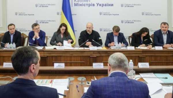 Шмигаль провів нараду щодо стану забезпечення критичної інфраструктури необхідним обладнанням Шмигаль провів нараду щодо стану забезпечення критичної інфраструктури необхідним обладнанням