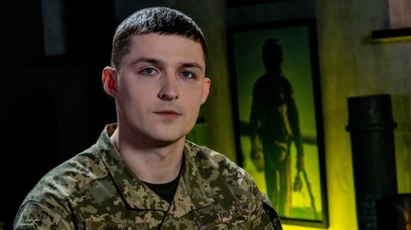 Воздушные силы фиксируют "карусели" самолетов РФ, которые сбрасывают бомбы на Харьков Воздушные силы фиксируют "карусели" самолетов РФ, которые сбрасывают бомбы на Харьков