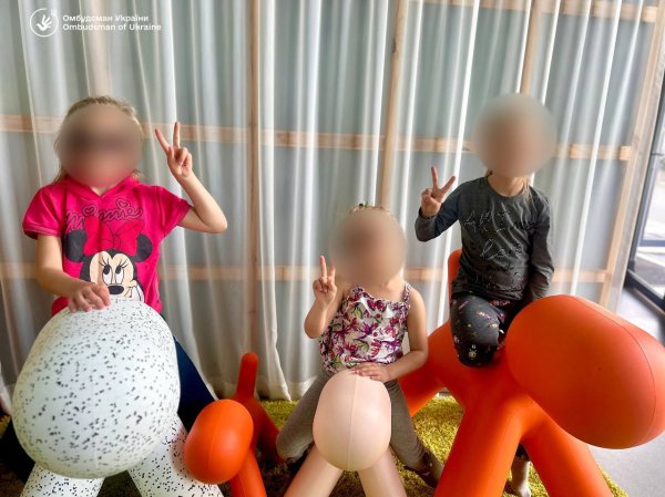 До України вдалося повернути 13 дітей із РФ та окупації
До України вдалося повернути 13 дітей із РФ та окупації