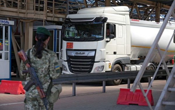 Из-за проблем с бронированием рынок автоперевозок на грани остановки, - ассоциация
Из-за проблем с бронированием рынок автоперевозок на грани остановки, - ассоциация