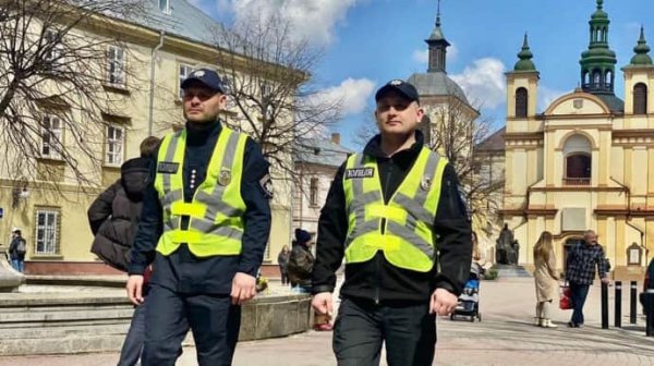 Полиция: Более 23 тысяч правоохранителей будут следить за порядком на Пасху Полиция: Более 23 тысяч правоохранителей будут следить за порядком на Пасху