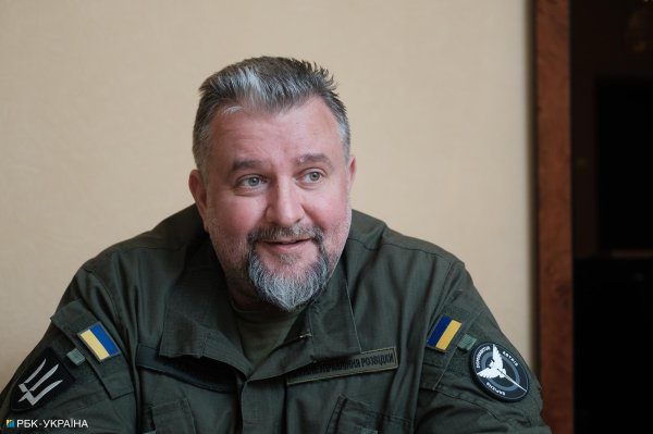 Капеллан Константин Холодов: Наша церковь разрешает защищать с оружием в руках
Капеллан Константин Холодов: Наша церковь разрешает защищать с оружием в руках