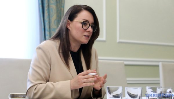Бронювання в Glovo, Visa та Favbet: Мінекономіки скасувало наказ і буде розбиратися Бронювання в Glovo, Visa та Favbet: Мінекономіки скасувало наказ і буде розбиратися