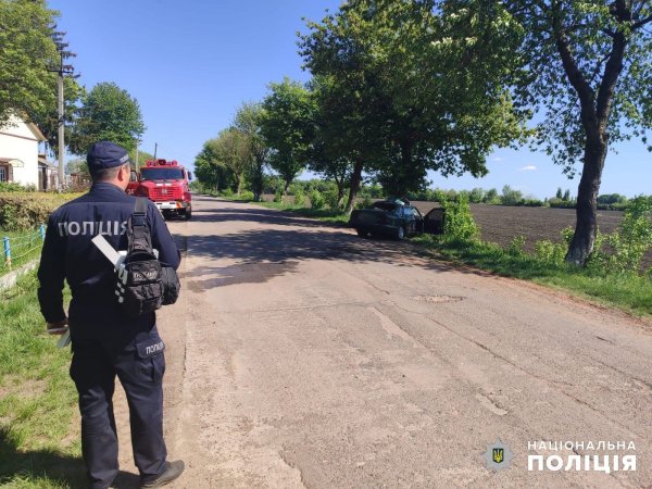 ДТП на Одещині: загинув водій легкового авто, його 5-річний син у лікарні
ДТП на Одещині: загинув водій легкового авто, його 5-річний син у лікарні