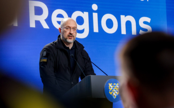 Шмигаль: укладено понад 1600 угод муніципальних та регіональних партнерств
Шмигаль: укладено понад 1600 угод муніципальних та регіональних партнерств