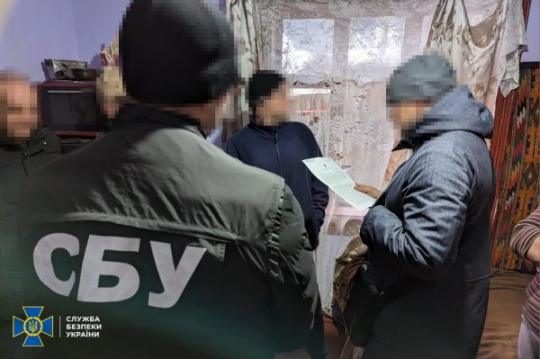 Троє проросійських агітаторів, які виправдовували злочини у Бучі, сидітимуть у тюрмі
Троє проросійських агітаторів, які виправдовували злочини у Бучі, сидітимуть у тюрмі
