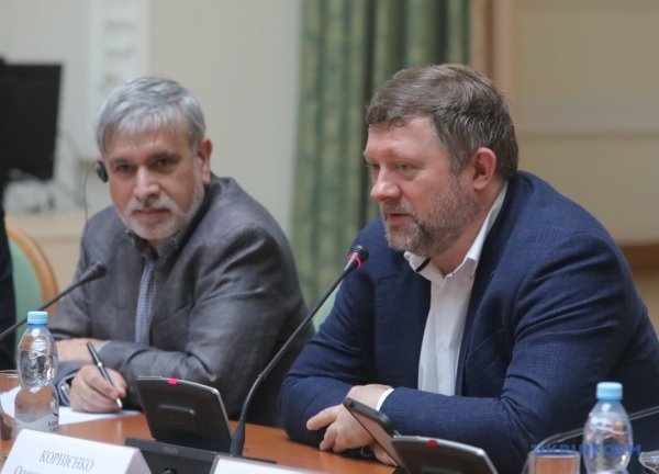 Координаційна рада з реформ держуправління обговорила оплату праці держслужбовців на наступний рік Координаційна рада з реформ держуправління обговорила оплату праці держслужбовців на наступний рік