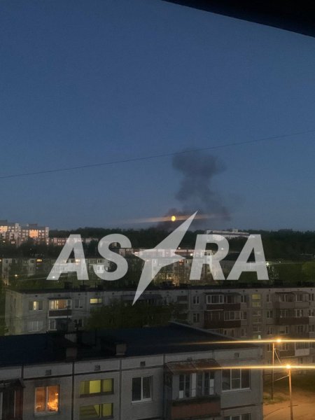 В Выборге – мощный взрыв, в Краснодарском крае дроны атаковали аэродром, - росСМИ
В Выборге – мощный взрыв, в Краснодарском крае дроны атаковали аэродром, - росСМИ