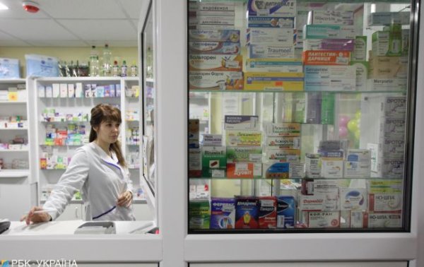 Запрет маркетплейсов для бронирования лекарств: организации по защите прав пациентов обеспокоены проектом
Запрет маркетплейсов для бронирования лекарств: организации по защите прав пациентов обеспокоены проектом