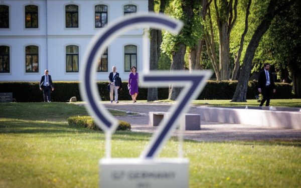 G7 на саміті міністрів фінансів підтримає план ЄС щодо заморожених активів росіян
G7 на саміті міністрів фінансів підтримає план ЄС щодо заморожених активів росіян