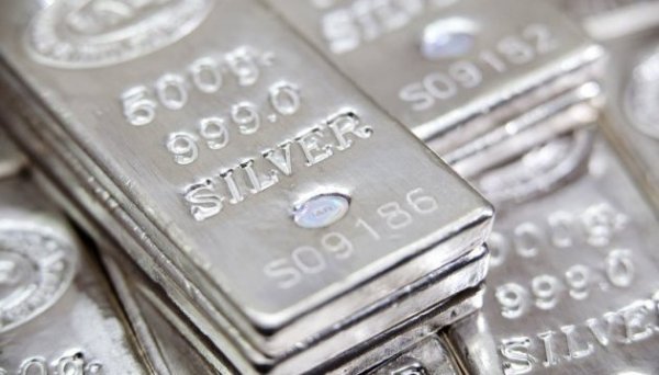Ціна срібла вперше за 11 років перевищила 30 доларів за унцію Ціна срібла вперше за 11 років перевищила 30 доларів за унцію