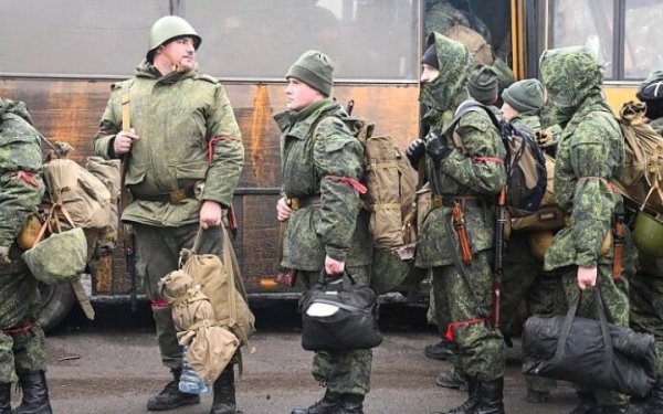 Ситуація біля Часового Яру: росіян відправляють на штурми без зброї
Ситуація біля Часового Яру: росіян відправляють на штурми без зброї