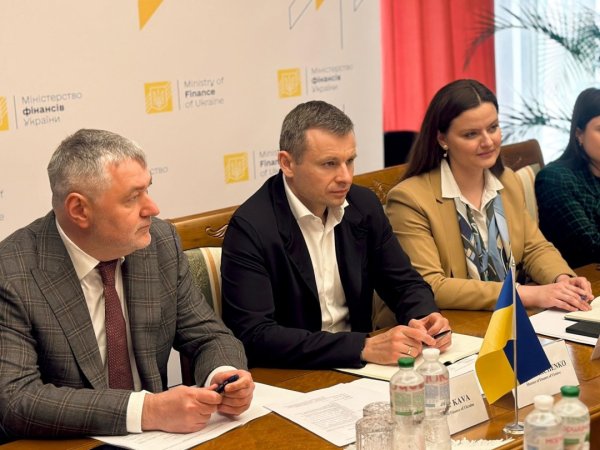 Україна вже отримала від Швеції €45 мільйонів прямої бюджетної підтримки Україна вже отримала від Швеції €45 мільйонів прямої бюджетної підтримки