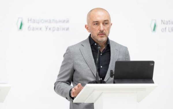 Глава НБУ дал разъяснение, от чего зависит курс гривны к доллару
Глава НБУ дал разъяснение, от чего зависит курс гривны к доллару