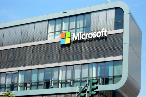 Microsoft инвестирует $2,2 миллиарда в облачные сервисы и развитие ИИ в Малайзии
Microsoft инвестирует $2,2 миллиарда в облачные сервисы и развитие ИИ в Малайзии