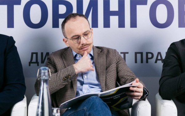 Міністр юстиції роз'яснив "неоголошення стану війни" та інші "теорії змови"
Міністр юстиції роз'яснив "неоголошення стану війни" та інші "теорії змови"