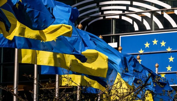 Євросоюз ще на рік продовжив «торговельний безвіз» з Україною Євросоюз ще на рік продовжив «торговельний безвіз» з Україною