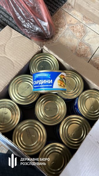На Київщині судитимуть військових, які привласнили харчі для армії на 5 млн гривень
На Київщині судитимуть військових, які привласнили харчі для армії на 5 млн гривень