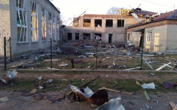 Окупанти вдарили з артилерії по Куп'янщині: 6 людей загинули, 27 поранені (оновлено)
Окупанти вдарили з артилерії по Куп'янщині: 6 людей загинули, 27 поранені (оновлено)