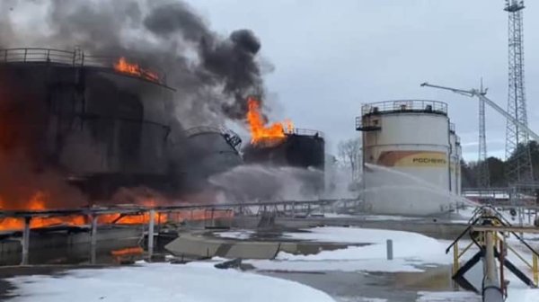 Удары Украины вывели из строя 14% нефтеперерабатывающих мощностей РФ – Пентагон Удары Украины вывели из строя 14% нефтеперерабатывающих мощностей РФ – Пентагон