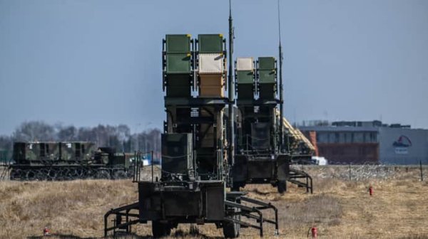 Ракетный удар по Киеву: все цели сбиты, но из-за обломков возник пожар Ракетный удар по Киеву: все цели сбиты, но из-за обломков возник пожар