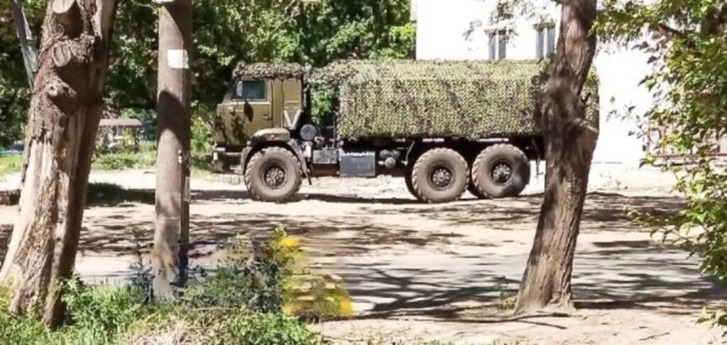 Куди РФ почала стягувати техніку, та про які загрозу Андрющенко попередив мешканців ТОТ?