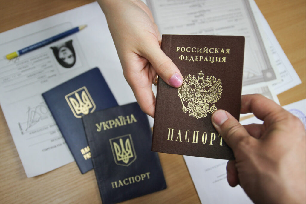 Як РФ вирішила підсилити паспортизацію на окупованих територіях?