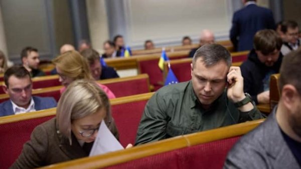 У Раді працюють над законопроєктом, щоб працівників ОПК не мобілізували під час оновлення даних у ТЦК – Костенко У Раді працюють над законопроєктом, щоб працівників ОПК не мобілізували під час оновлення даних у ТЦК – Костенко