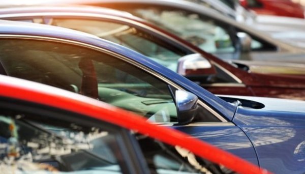 У І кварталі найбільше легкових авто завезли в Україну з Європи - Держмитслужба У І кварталі найбільше легкових авто завезли в Україну з Європи - Держмитслужба