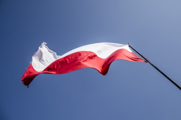 В Польше с 1 июля заработает специальная карта побыту CUKR для украинцев
В Польше с 1 июля заработает специальная карта побыту CUKR для украинцев