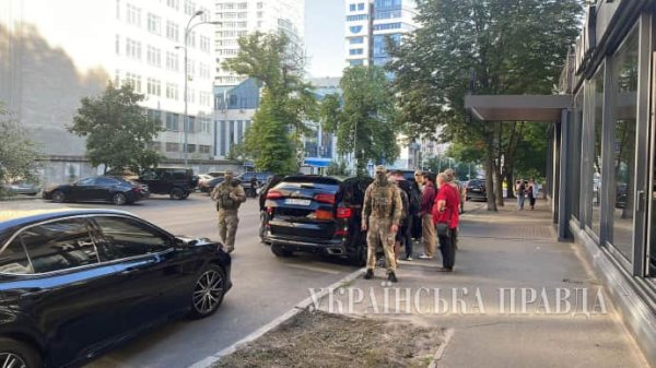 К Кириллу Тимошенко пришли с обысками по делу с сливами из НАБУ К Кириллу Тимошенко пришли с обысками по делу с сливами из НАБУ