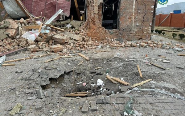 Росіяни вбили мирного мешканця Сумщини, ще сім поранені
Росіяни вбили мирного мешканця Сумщини, ще сім поранені