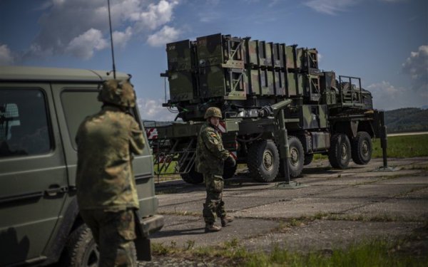 Іспанія передала Україні другу партію ракет до ППО Patriot, - ЗМІ
Іспанія передала Україні другу партію ракет до ППО Patriot, - ЗМІ