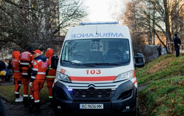 Оккупанты ударили по Харькову: есть погибшие и раненые
Оккупанты ударили по Харькову: есть погибшие и раненые