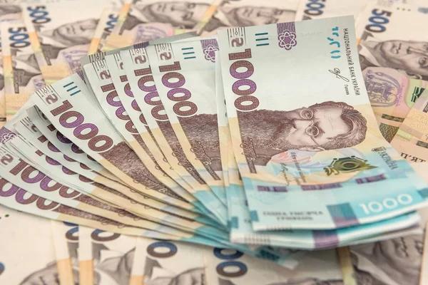 Гривна снова укрепилась: НБУ повысил курс на 18 копеек
Гривна снова укрепилась: НБУ повысил курс на 18 копеек