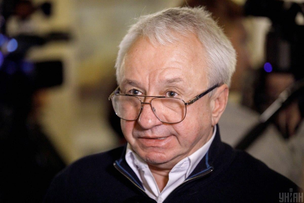 "Влада може підвищувати тарифи в десять разів, але потім гроші кудись зникатимуть", - перший заступник голови енергетичного комітету ВР Олексій Кучеренко
"Влада може підвищувати тарифи в десять разів, але потім гроші кудись зникатимуть", - перший заступник голови енергетичного комітету ВР Олексій Кучеренко