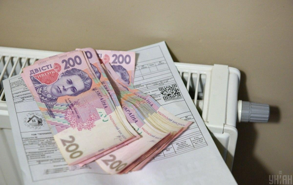 "Влада може підвищувати тарифи в десять разів, але потім гроші кудись зникатимуть", - перший заступник голови енергетичного комітету ВР Олексій Кучеренко
"Влада може підвищувати тарифи в десять разів, але потім гроші кудись зникатимуть", - перший заступник голови енергетичного комітету ВР Олексій Кучеренко