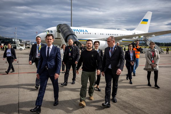 Саммит мира по Украине стартует сегодня. Что известно о конференции в Швейцарии
Саммит мира по Украине стартует сегодня. Что известно о конференции в Швейцарии