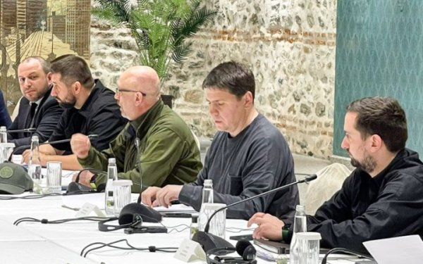 Видання The New York Times опублікувало документи, які Україна та Росія обговорювали весною 2022-го
Видання The New York Times опублікувало документи, які Україна та Росія обговорювали весною 2022-го