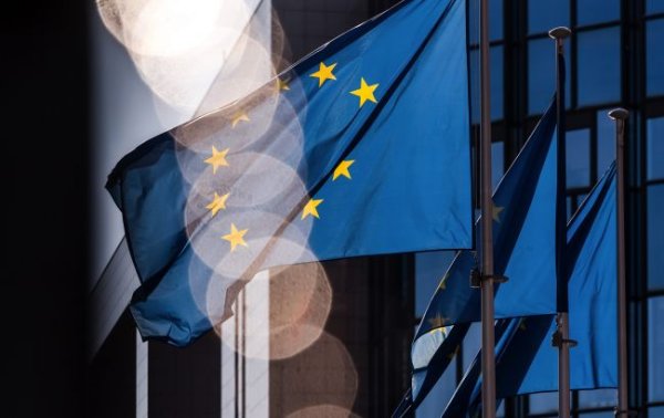 ЕС впервые ввел санкции против российского газа, ударив по СПГ, - Bloomberg
ЕС впервые ввел санкции против российского газа, ударив по СПГ, - Bloomberg